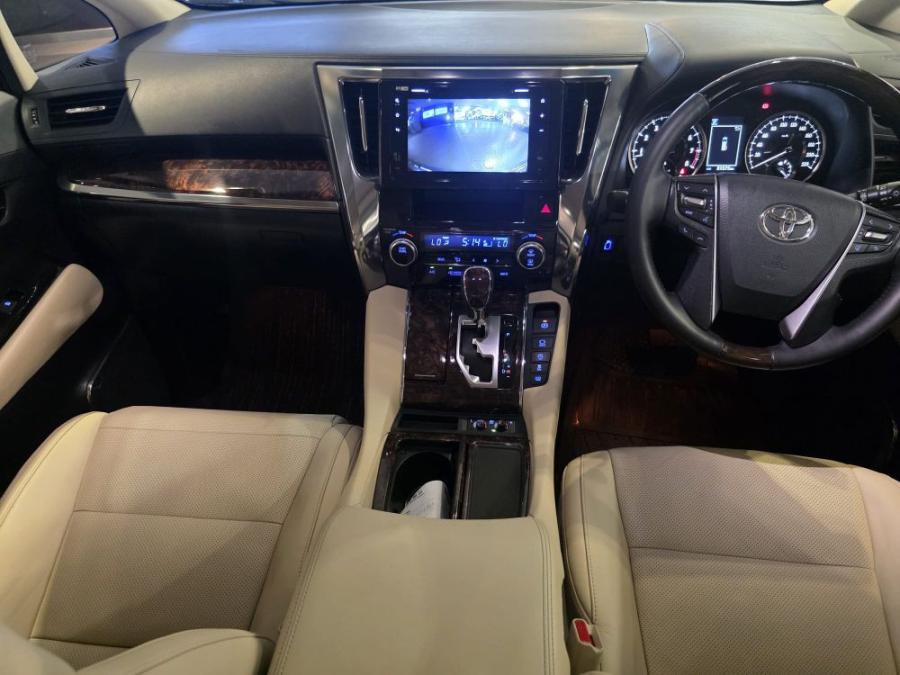 ALPHARD 3.5 - Image 9